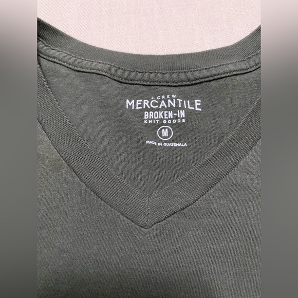 J. Crew Mercantile Broken-in Short Sleeve Dark Green V-Neck T-Shirt Size Medium. - Picture 3 of 10
